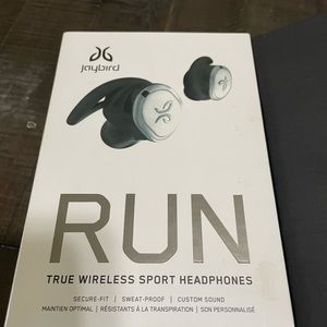 Jaybird run wireless earbuds
